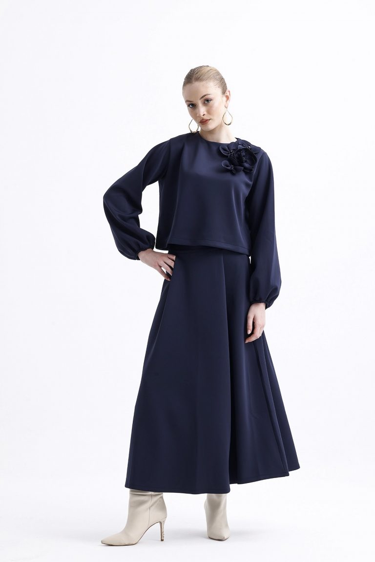 Mizalle Lacivert Volanlı Uzun Scuba Etek - Mizalle