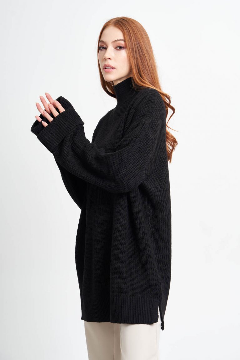 Mizalle Yüksek Yaka Oversize Siyah Triko Kazak - Mizalle