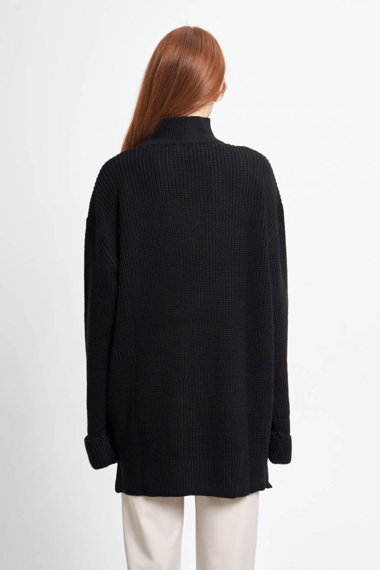 Mizalle Yüksek Yaka Oversize Siyah Triko Kazak - Mizalle