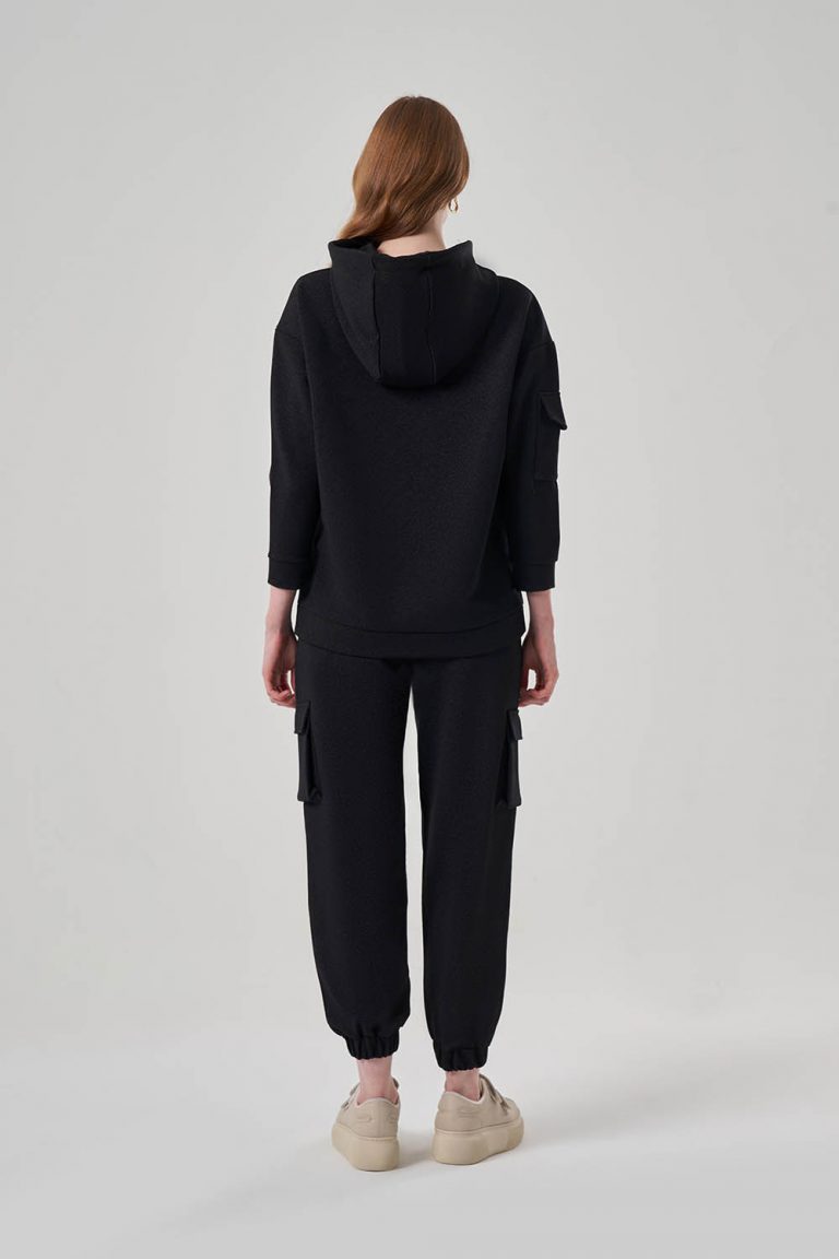 Mizalle Simli Siyah Fermuar Detaylı Kapüşonlu Sweatshirt - Mizalle