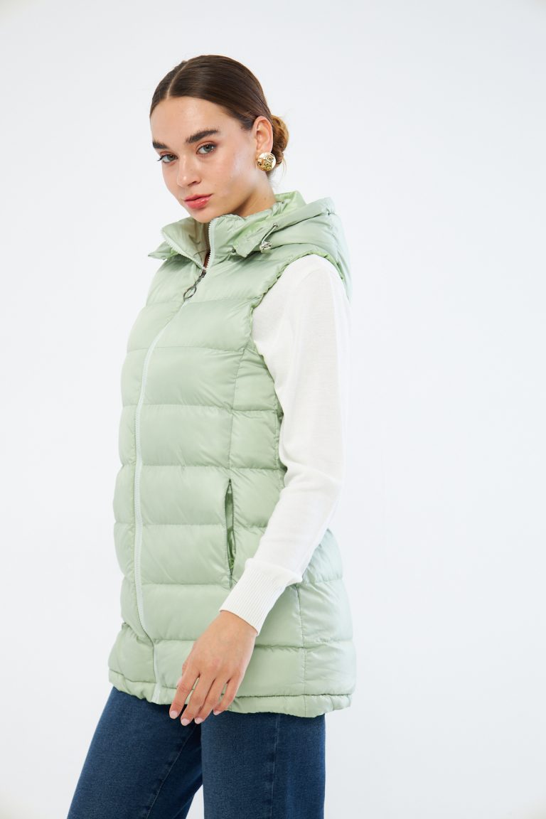 Mizalle Yeşil Puffa Dolgulu Şişme Şapkalı Yelek - Mizalle