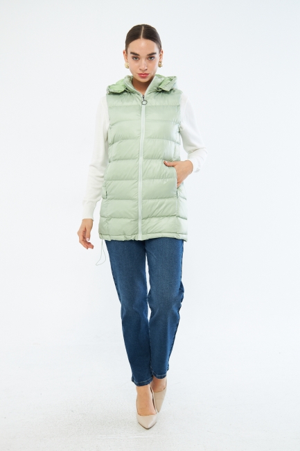 Mizalle - Mizalle Yeşil Puffa Dolgulu Şişme Şapkalı Yelek