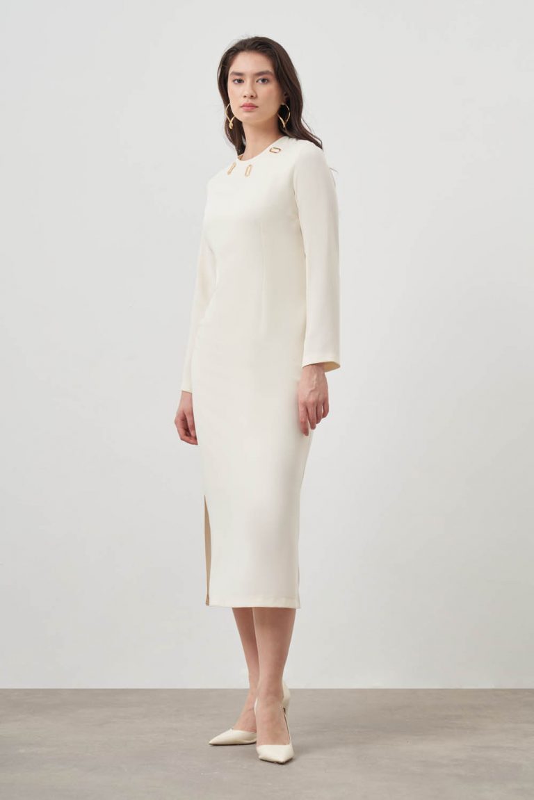 Mizalle Yaka Detaylı Krep Maksi Ekru Elbise - Mizalle