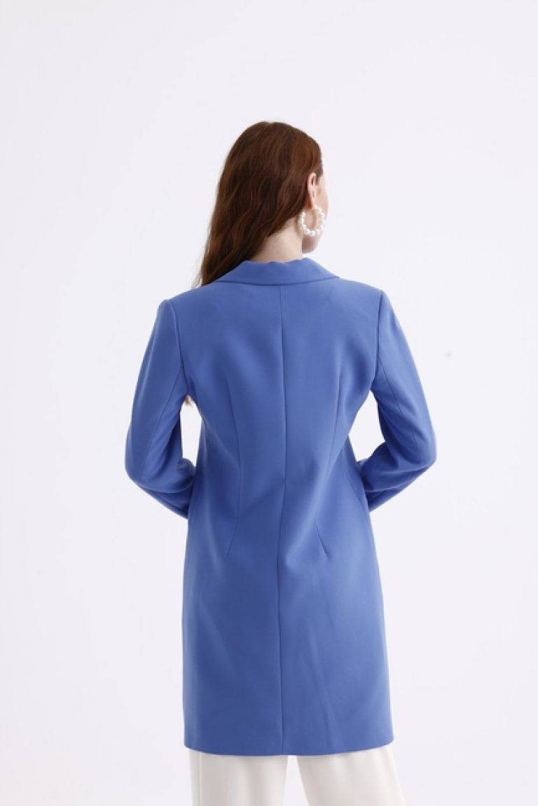 Mizalle Taş Detaylı Mavi Uzun Krep Ceket - Mizalle