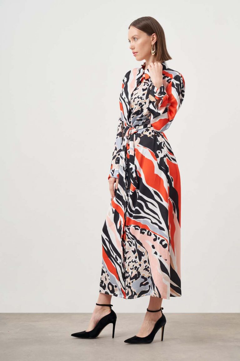 Mizalle Siyah Kırmızı Desenli Uzun Gömlek Elbise - Mizalle