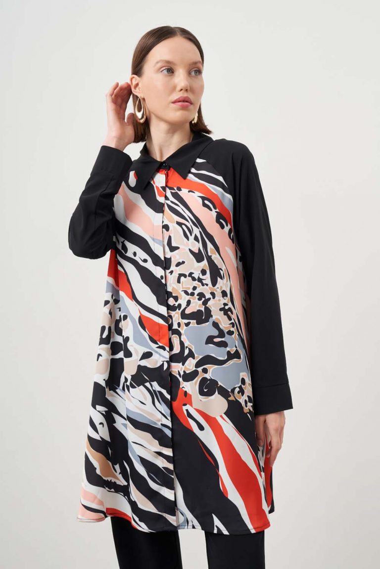 Mizalle Siyah Özel Tasarım Desenli Tunik - Mizalle