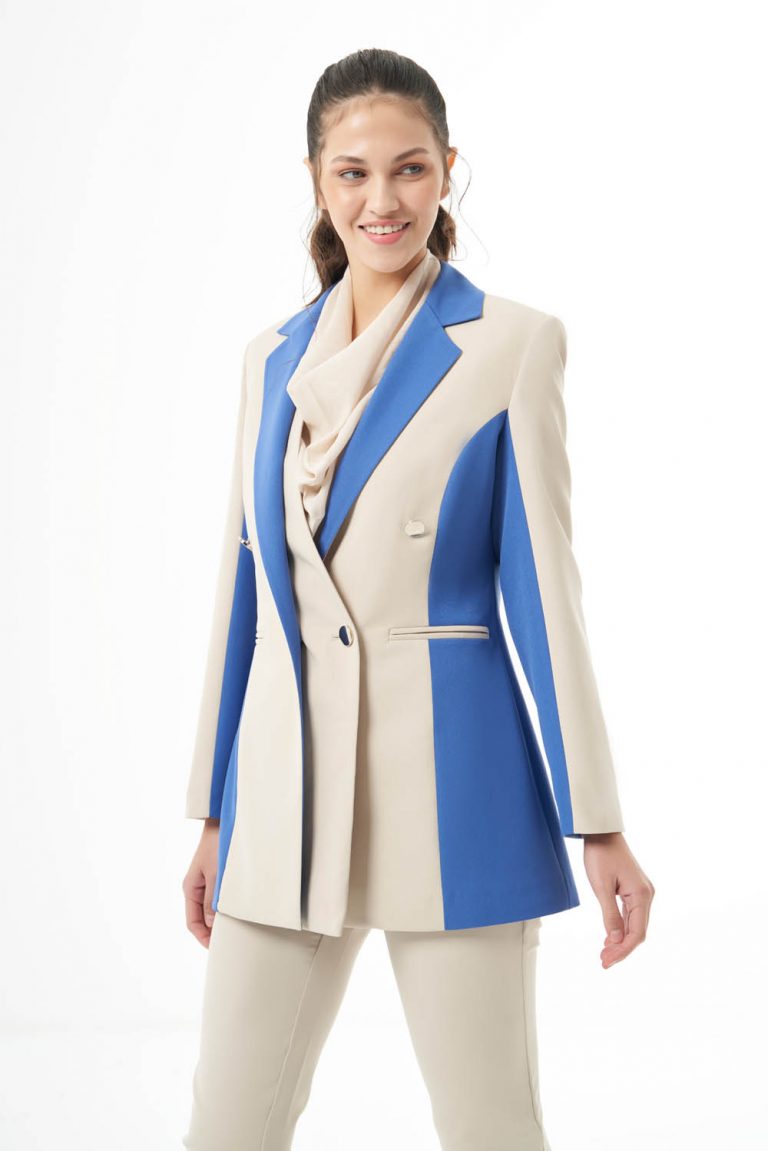 Mizalle Renk Bloklu Özel Tasarım Bej&İndigo Kruvaze Ceket - Mizalle