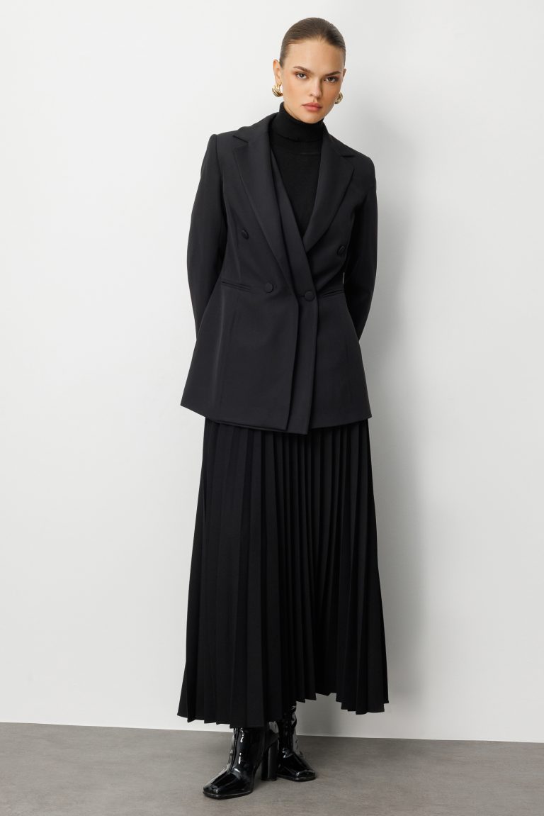 Mizalle Renk Bloklu Özel Tasarım Siyah Kruvaze Ceket - Mizalle