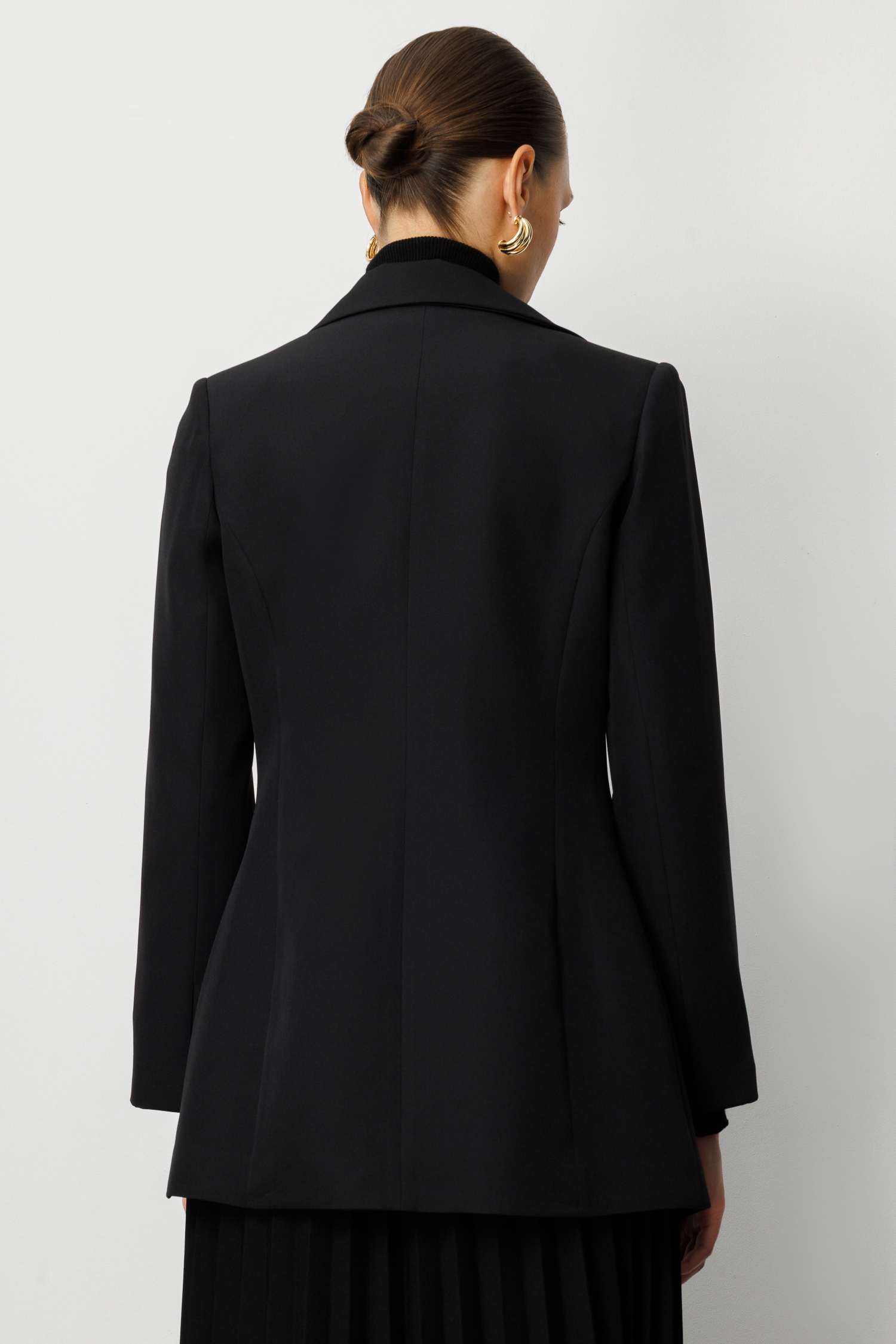 Mizalle Renk Bloklu Özel Tasarım Siyah Kruvaze Ceket