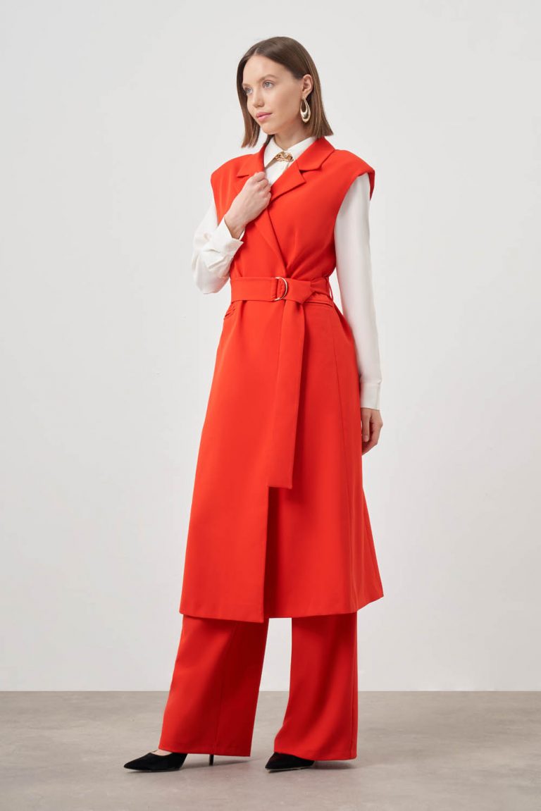 Mizalle Kemerli Uzun Nar Çiçeği Anvelop Yelek - Mizalle