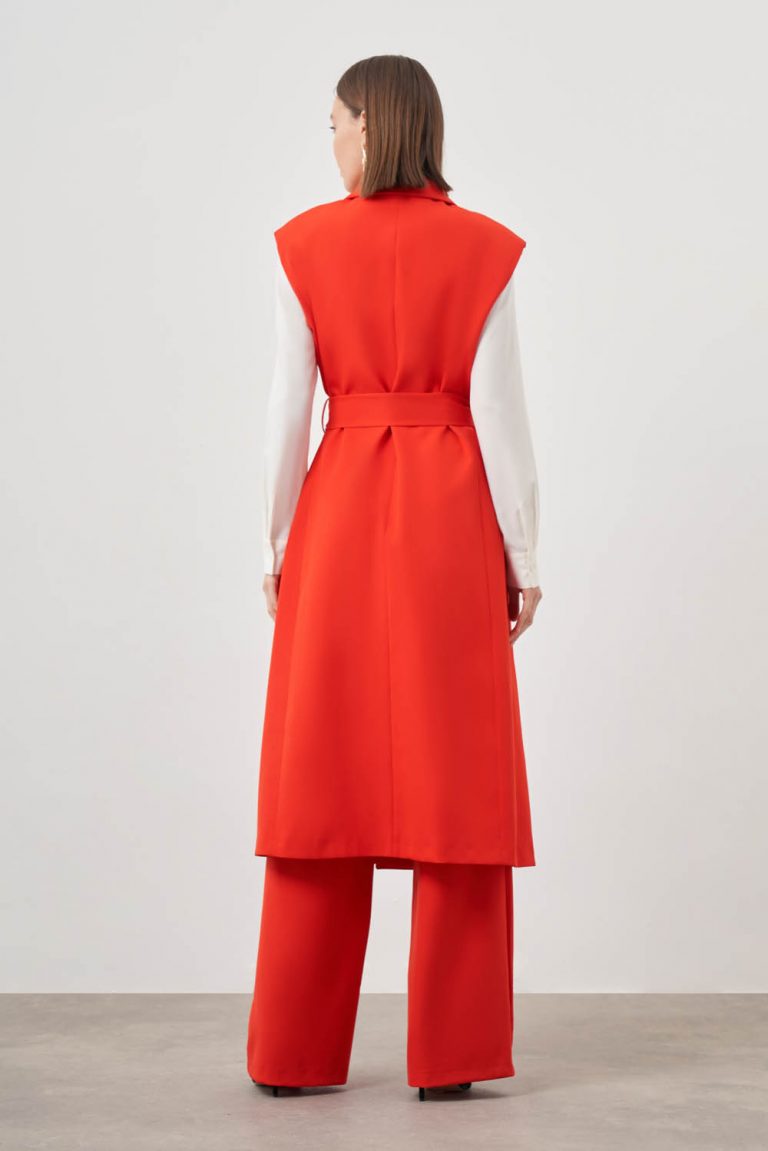 Mizalle Kemerli Uzun Nar Çiçeği Anvelop Yelek - Mizalle