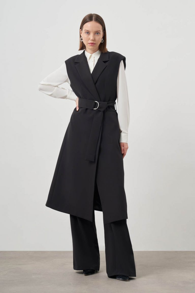 Tokalı Double Uzun Siyah Yelek - Mizalle