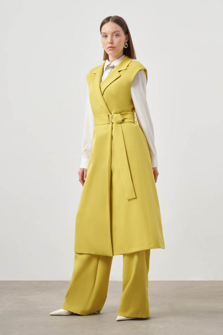 Mizalle Kemerli Uzun Yağ Yeşili Anvelop Yelek - Mizalle