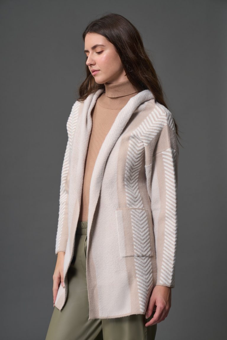 Mizalle Verev Çizgili Kapüşonlu Bej Rengi Triko Hırka - Mizalle