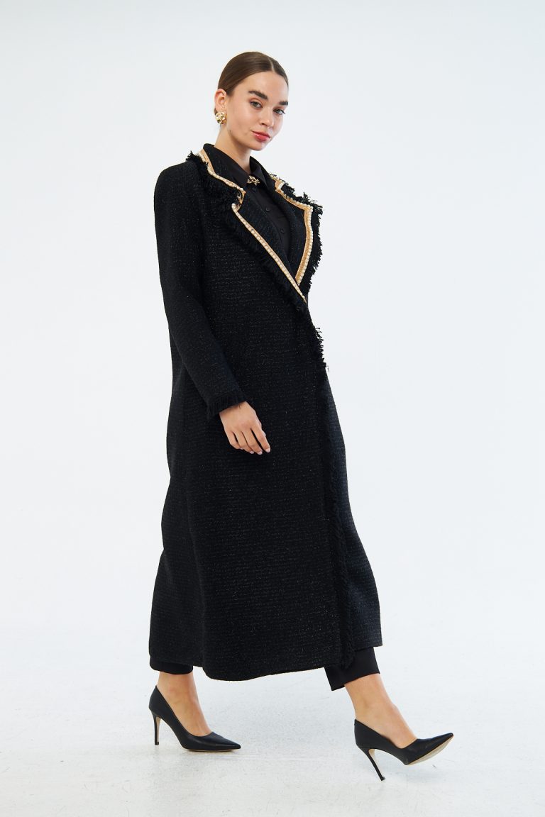 Mizalle İnci Detaylı Siyah Uzun Tüvit Kaban - Mizalle