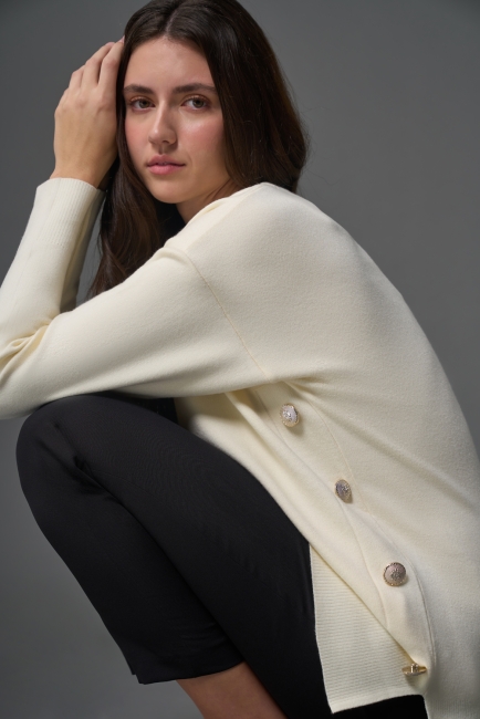 Mizalle - Mizalle Yanları Metal Düğmeli Ekru Uzun Triko Tunik Mizalle - Mizalle Yanları Metal Düğmeli Ekru Uzun Triko Tunik