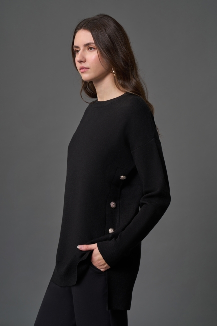 Mizalle - Mizalle Yanları Metal Düğmeli Siyah Uzun Triko Tunik Mizalle - Mizalle Yanları Metal Düğmeli Siyah Uzun Triko Tunik