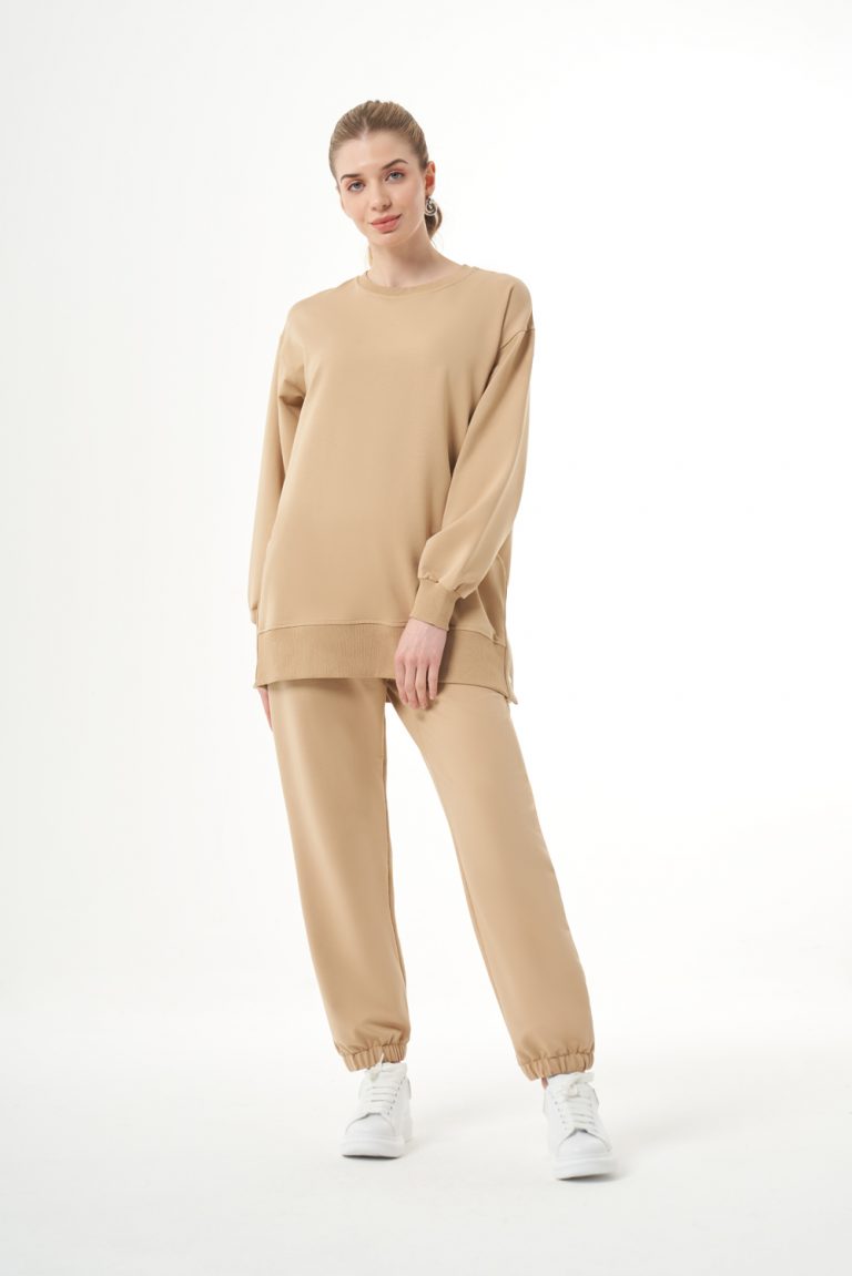 Mizalle Yanları Çıtçıtlı Yuvarlak Yaka Bej Rengi Sweatshirt - Mizalle