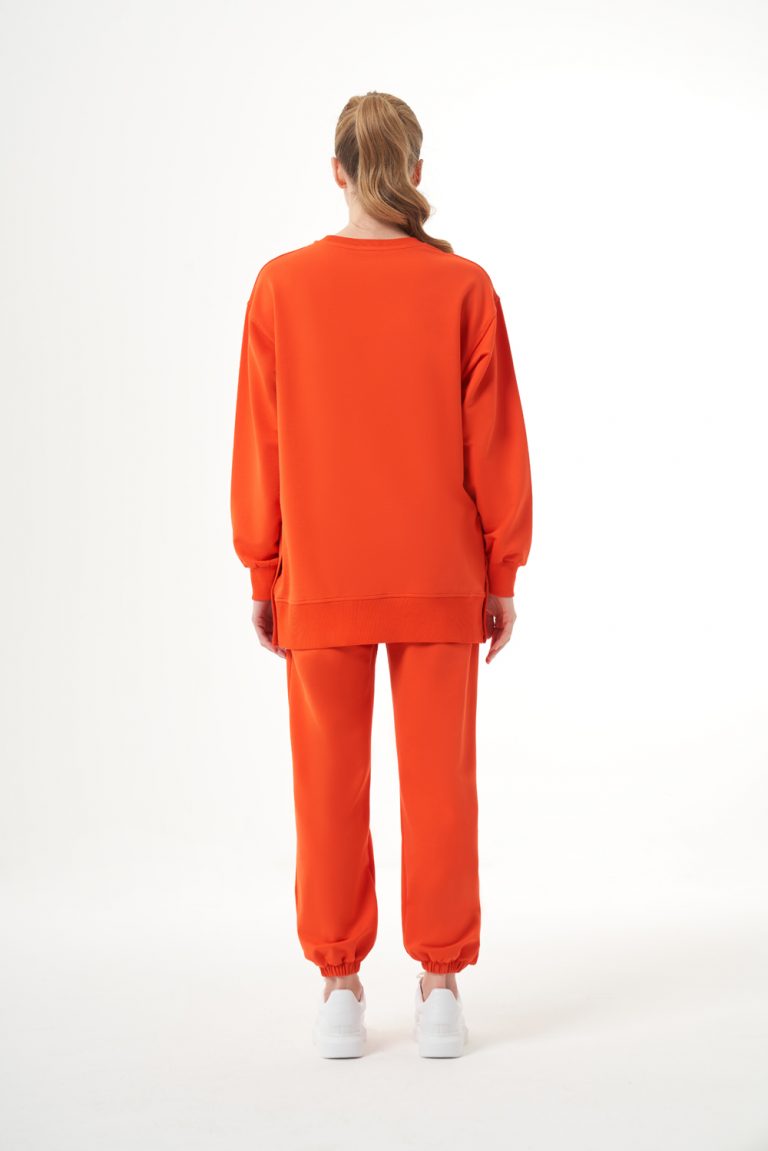 Mizalle Yanları Çıtçıtlı Yuvarlak Yaka Nar Çiçeği Sweatshirt - Mizalle