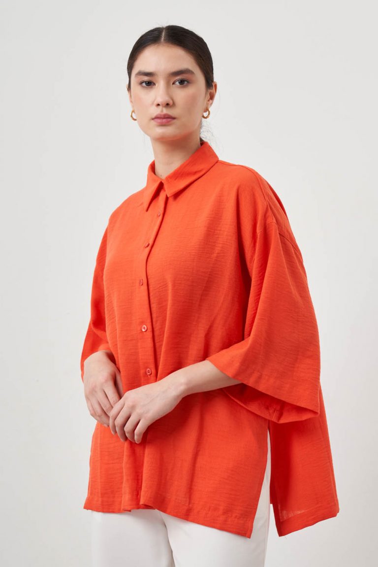 Mizalle Keten Görünümlü Oversize Yarım Kollu Nar Çiçeği Gömlek - Mizalle