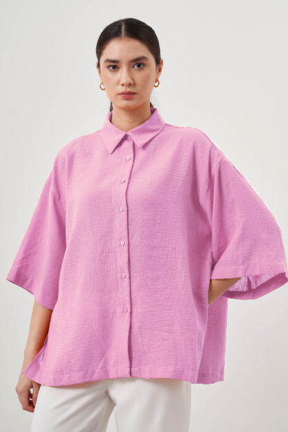 Mizalle Keten Dokulu Yırtmaçlı Oversize Pembe Gömlek - Mizalle
