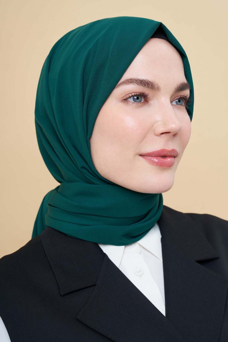 Mizalle Zümrüt Yeşili Medine İpeği Şal - Mizalle